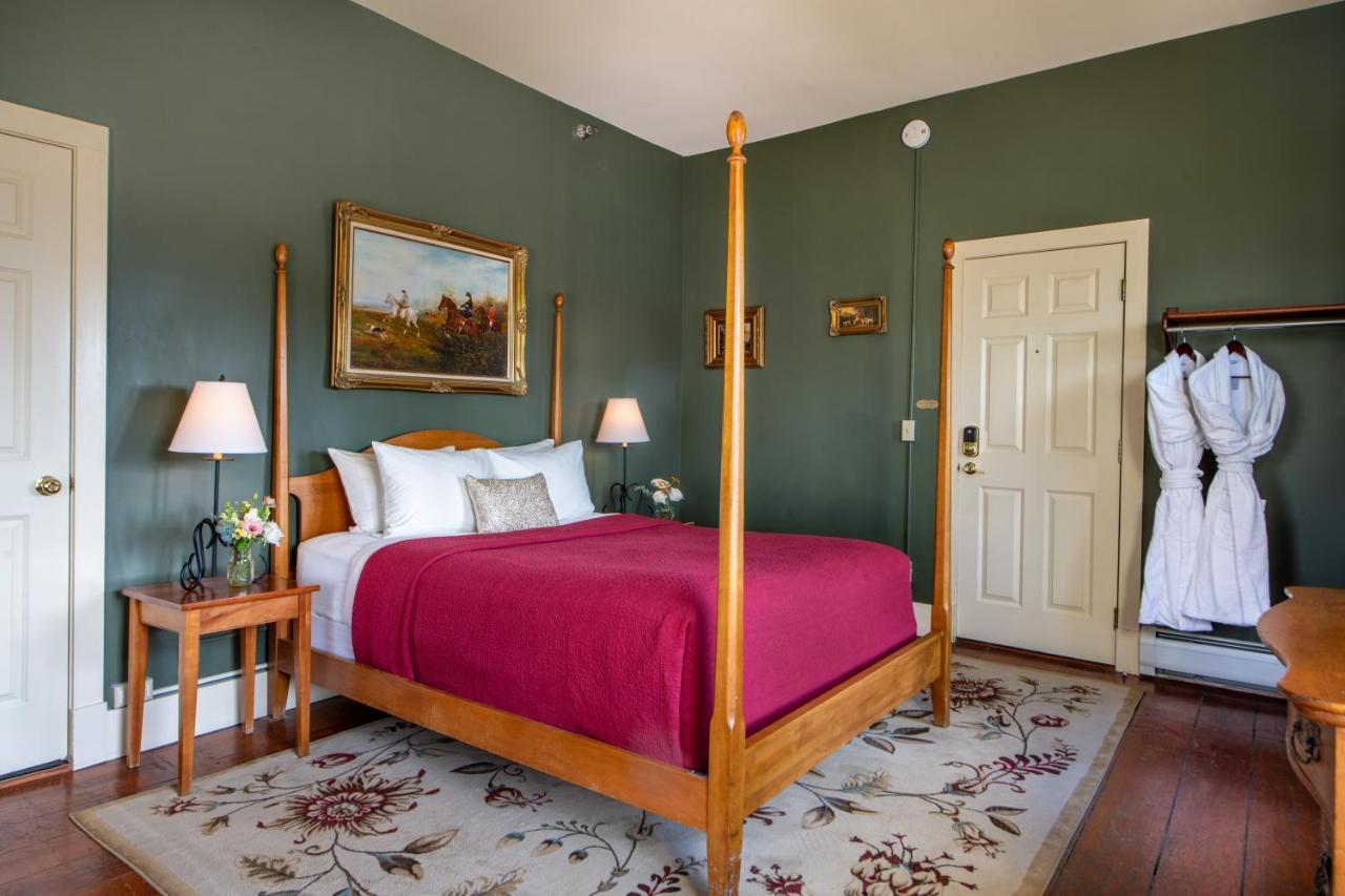 Inn On The Green Middlebury Exterior photo